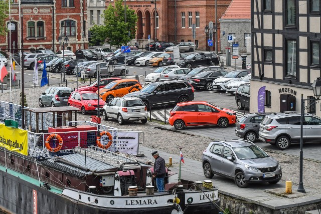 Na razie Rybi Rynek to niewiele więcej niż brzydki parking. Ale ma się to zmienić.