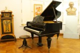 Inowrocławskie muzeum oddaje do naprawy fortepian, na którym grywał Stanisław Przybyszewski
