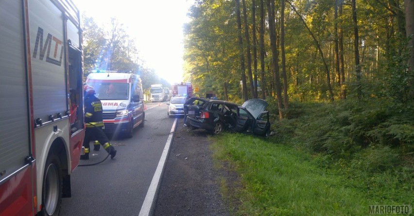 W sobotę rano w Gwoździcach zderzyły się dwa samochody...