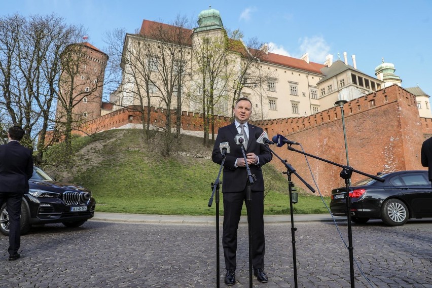 Chrzanów. Samorządowcy nie przekażą danych wyborców Poczcie Polskiej. Mieszkańcy składają oświadczenia