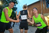 Nocny Półmaraton: Biegnąc pomogli Agnieszce i Kacprowi