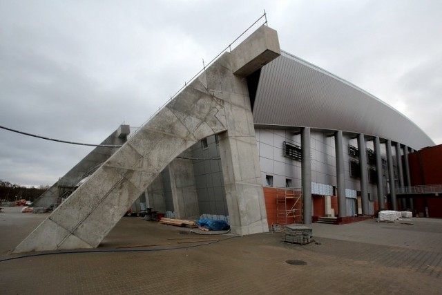 Postęp prac na budowie nowej hali widowiskowo sportowej w Szczecinie.