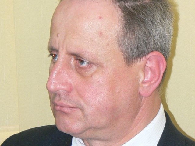 Andrzej Jarzębowski z pełniącego obowiązki otrzyma awans na dyrektora szpitala powiatowego w Skarżysku. 