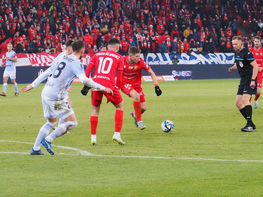 Widzew na swoim boisku nie uznaje żadnych kompromisów. Jaka będzie wiosna?