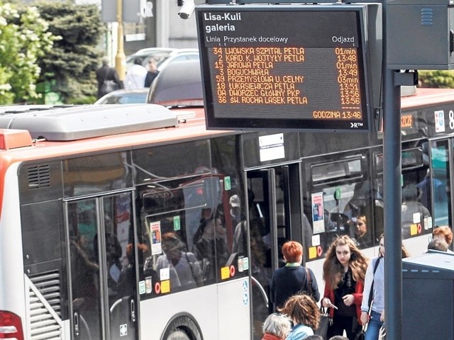 Dzięki uruchomieniu tablic pasażerowie MPK będą wiedzieli, za ile autobus rzeczywiście przyjedzie na przystanek. System uwzględni wszelkie opóźnienia, wynikające np. z korków na drogach.