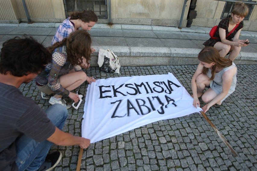 Protest przeciwko zbyt dużej liczbie eksmisji we Wrocławiu