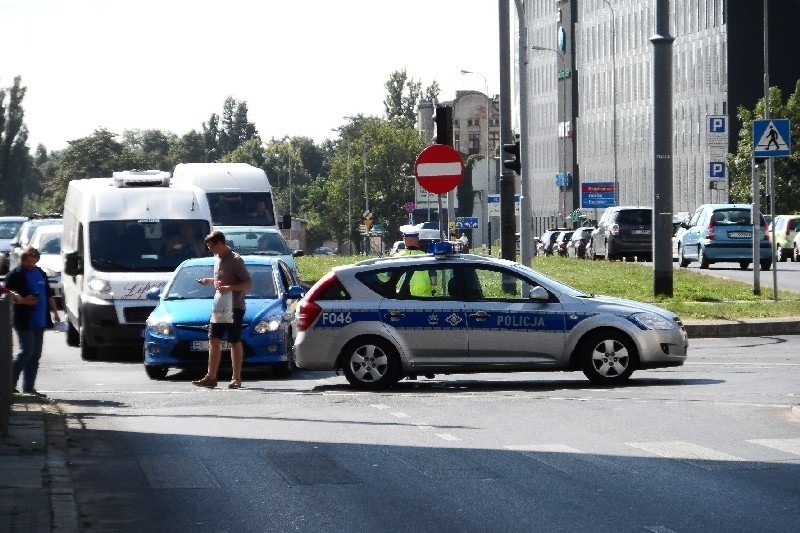 Paraliż w centrum. Bombiarz zamyka sądy