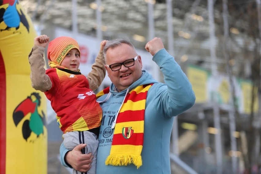 W piątek Korona gra z Odrą Opole, a 14 maja z GKS Katowice. Można kupować bilety na ostatnie spotkanie na Suzuki Arenie