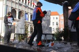 Poznań Ice Festival: Trwa pierwszy dzień zmagań. Co w sobotę "wyczarują" rzeźbiarze?