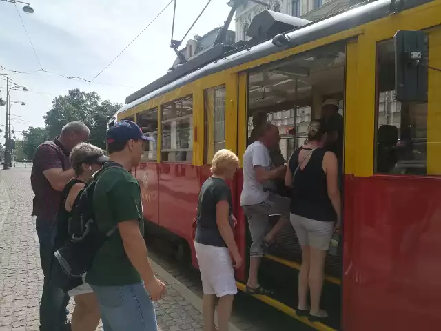 Kolejne zabytkowe tramwaje wyjechały dzisiaj na ulice Wrocławia