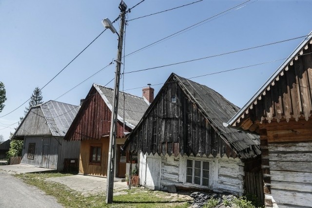 JAŚLISKAJaśliska uzyskały lokację miejską w 1365 roku, zdegradowane w 1896 roku