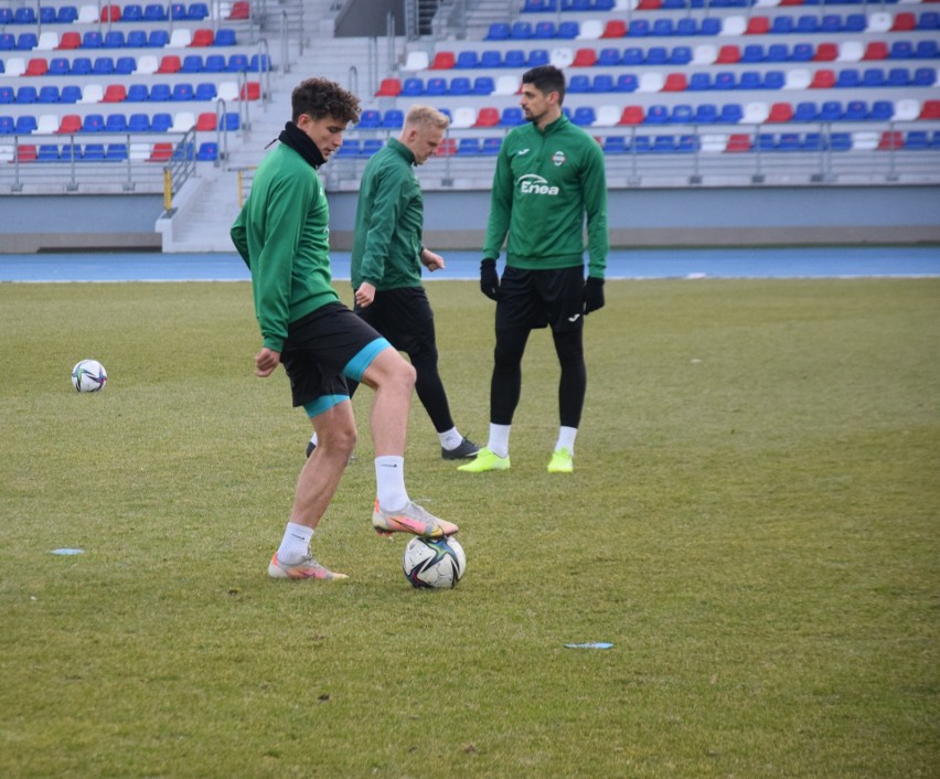 PKO Ekstraklasa. Środowy trening Radomiaka przed wyjazdem na piątkowy mecz z Pogonią w Szczecinie (Zobacz zdjęcia)