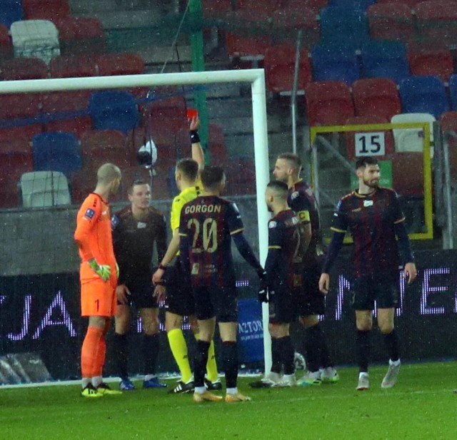 27.11.2020 Gornik Zabrze - Pogoń Szczecin 2-1