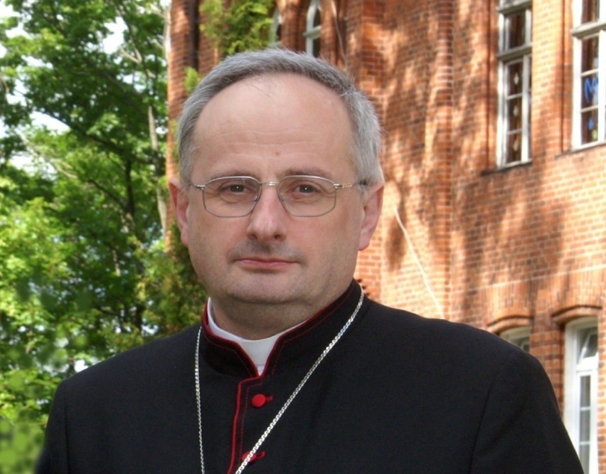 Ks. Jacek Jezierski, biskup elbląski, zdecydował, że udzieli...