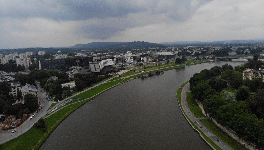 Lewicowi działacze z Krakowa zamiast budowy kanału za miliardy chcą park za miliony