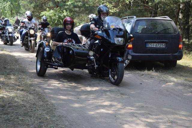 Tradycyjnie już nie zabraknie parady motocykli z Konopnicy do Wielunia. Jak co roku odbędzie się w sobotę. Tak było w 2022 roku