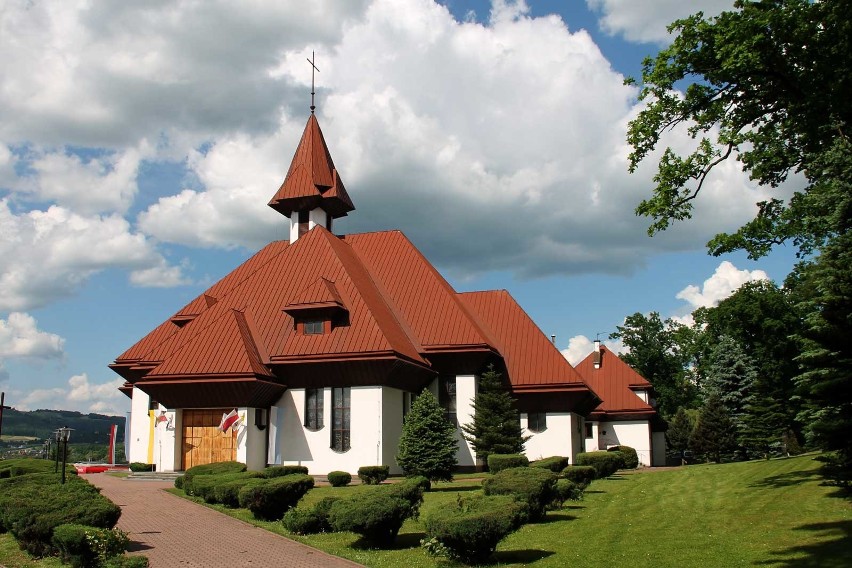 Msze święte w Nowym Sączu. Na którą do kościoła w niedzielę?