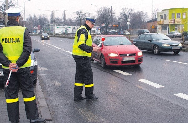 W ciągu roku kierowca może uzbierać maksymalnie 24 punkty karne.