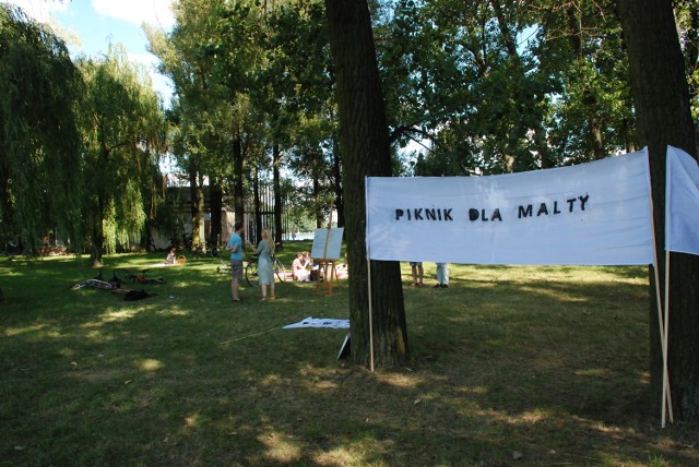 Piknik przeciwników Pomnika Wdzięczności