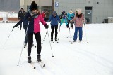 W Białymstoku na Dojlidach już w ten weekend będzie można pojeździć na nartach. Wypożyczalnia oferuje sto par kompletów narciarskich