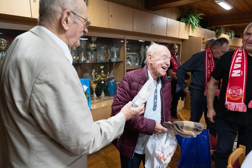 Pamiątkowe zdjęcie uczestników jubileuszowego spotkania w...