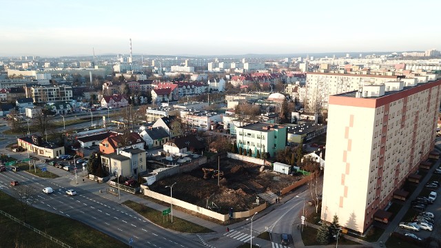 Przy ulicy Sandomierskiej i Romualda w Kielcach ruszyła  budowa oryginalnego apartamentowca.