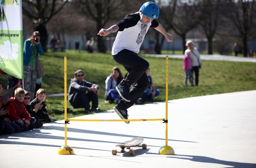 Longboard Łódź. Inauguracyjne zawody w parku Podolskim [ZDJĘCIA]