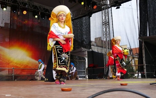 Środową Podlaską Oktawę Kultur rozpoczął zespół z Ekwadoru AMERICAMANTA.