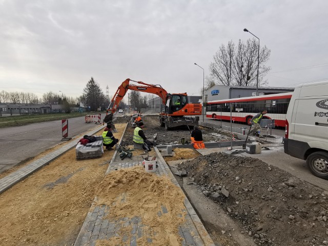 W Czeladzi trwa kilka ważnych inwestycji i remontów. Zobacz kolejne zdjęcia/plansze. Przesuwaj zdjęcia w prawo - naciśnij strzałkę lub przycisk NASTĘPNE