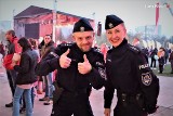 Śląscy funkcjonariusze Policji brali czynny udział w obchodach Narodowego Święta Niepodległości. Zabezpieczali wydarzenia i składali wieńce