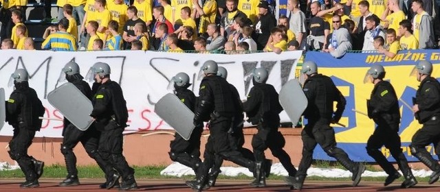 Policja często interweniuje na toruńskim stadionie miejskim