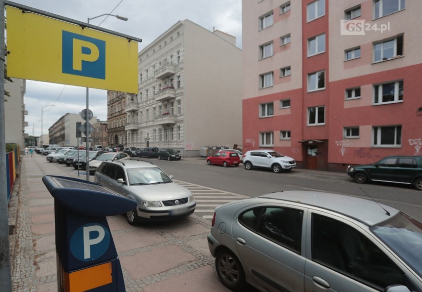 Uchwała o droższej i większej Strefie Płatnego Parkowania w Szczecinie trafiła do sądu. Jakie zarzuty stawia prokuratura?