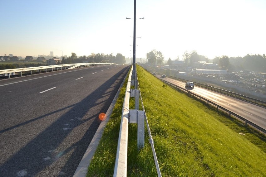 Nowy wiadukt na drodze wojewódzkiej 933 ma 55 m długości