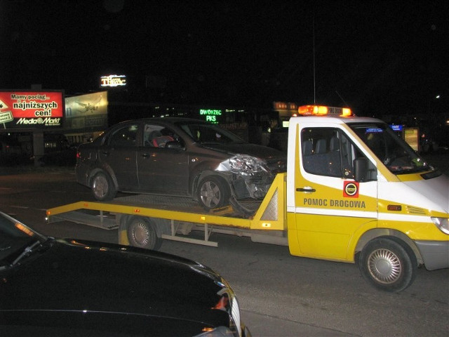 Zderzenie przy McDonaldzie (zdjęcia)