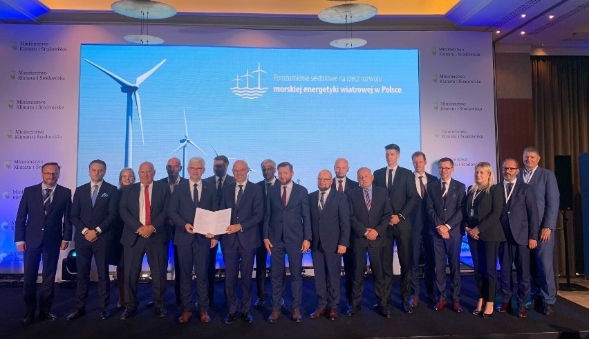 Porozumienie sektorowe na rzecz rozwoju morskiej energetyki wiatrowej w Polsce. W Łebie powstanie port serwisowy dla farm wiatrowych