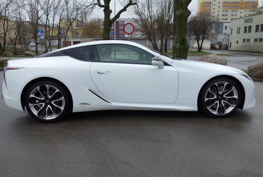 Lexus LC 500h - test...