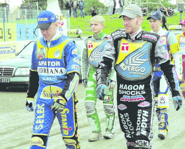 Cztery gwiazdy Stali Gorzów podczas meczu w 2001 roku. Od lewej: Tony Rickardsson, Hans Andersen, Jason Crump i Andreas Jonsson. Pierwszy i ostatni jeździli już wówczas dla Torunia.