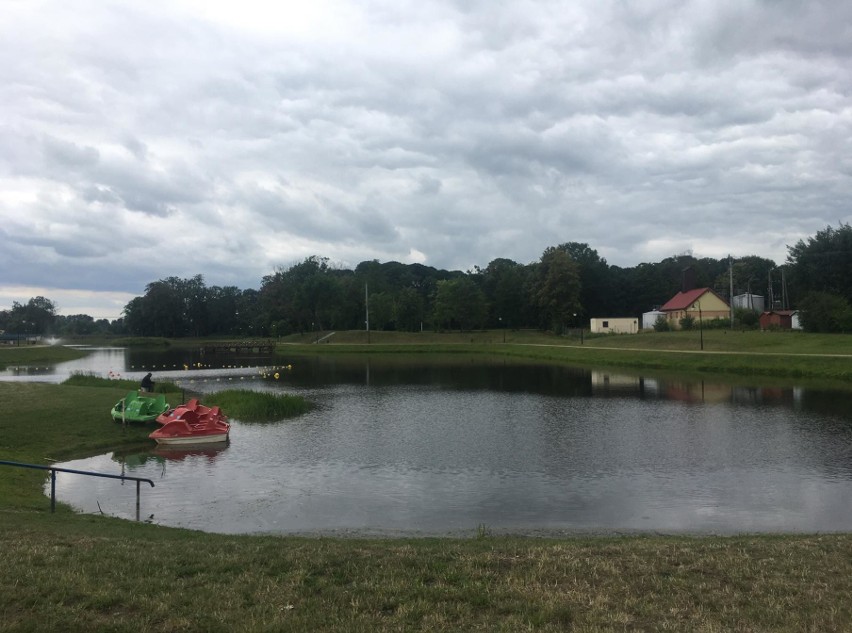 Czyżew. Gminne kąpielisko nad zalewem. Kiedy będzie ratownik (zdjęcia)