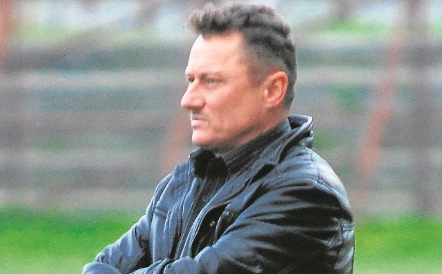Trener Neptuna Końskie Waldemar Szpiega (na zdjęciu) przegrał rywalizację ze swoim poprzednikiem Krzysztofem Dziublem.