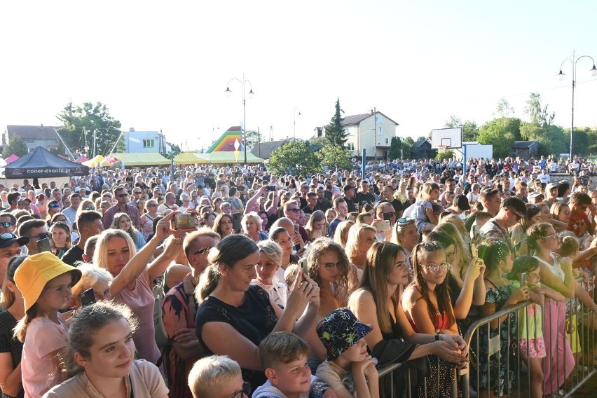 21. Festyn Rodzinny "Krew darem życia" w Sobkowie. Mnóstwo mieszkańców wzięło udział w zabawie. Zobaczcie zdjęcia