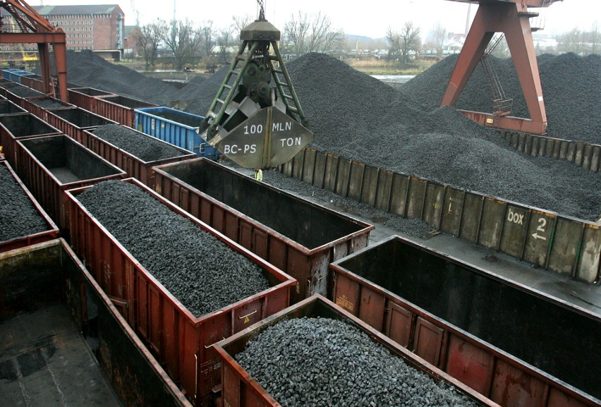 W Szczecinie dodatek węglowy wypłacono już 5828...