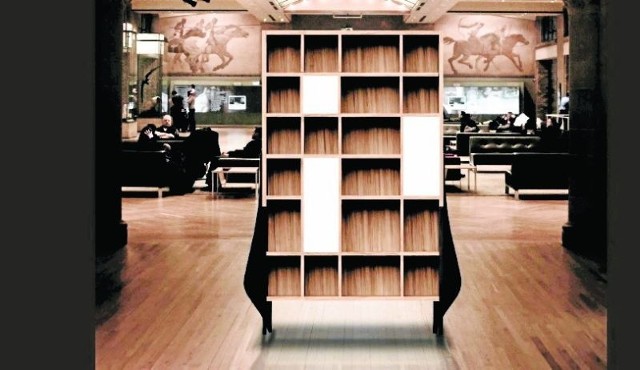 BiblioteczkaDo stworzenia tej biblioteczki wykorzystano motyw witraża, nieregularne półki dają możliwość aranżacji przestrzeni.