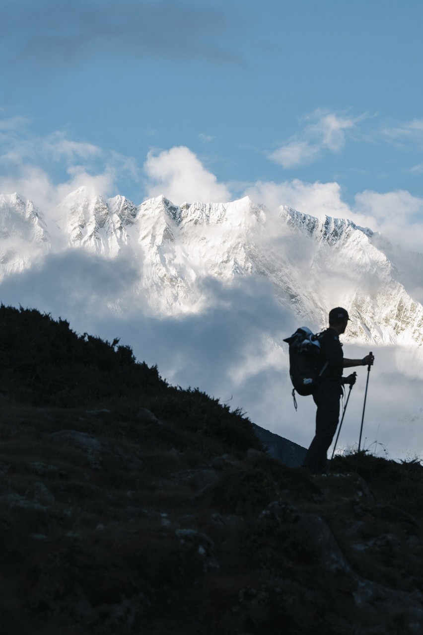 Andrzej Bargiel już w drodze pod Mount Everest. Chce zjechać...