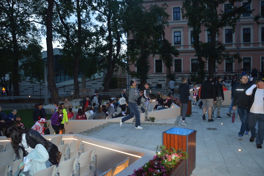 Tarnów. Kibice ze strefy uciekali w popłochu po pierwszej połowie. Najkrótsza recenzja meczu Polska - Kolumbia [ZDJĘCIA]