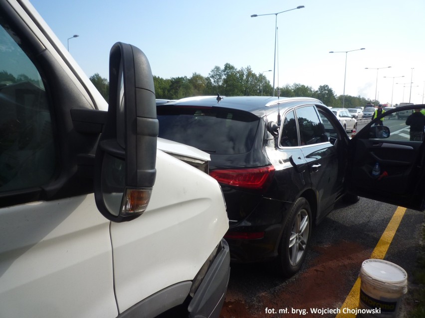 Wypadek na autostradzie A4: Bus zderzył się ciężarówką ZDJĘCIA