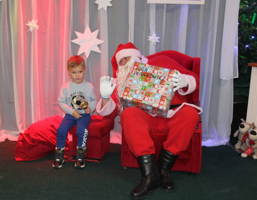 Święty Mikołaj odwiedził dzieci z gminy Tuczępy.