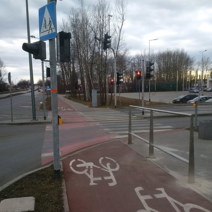 Sosnowiec: 25 km ścieżek i tras rowerowych, a także podpórki dla rowerzystów. Taki prezent na wiosnę ZDJĘCIA