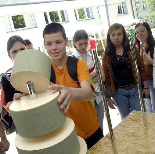 Na terenie Akademii Pomorskiej prezentowali sie miedzy innymi fizycy. (Fot. Krzysztof Tomasik)