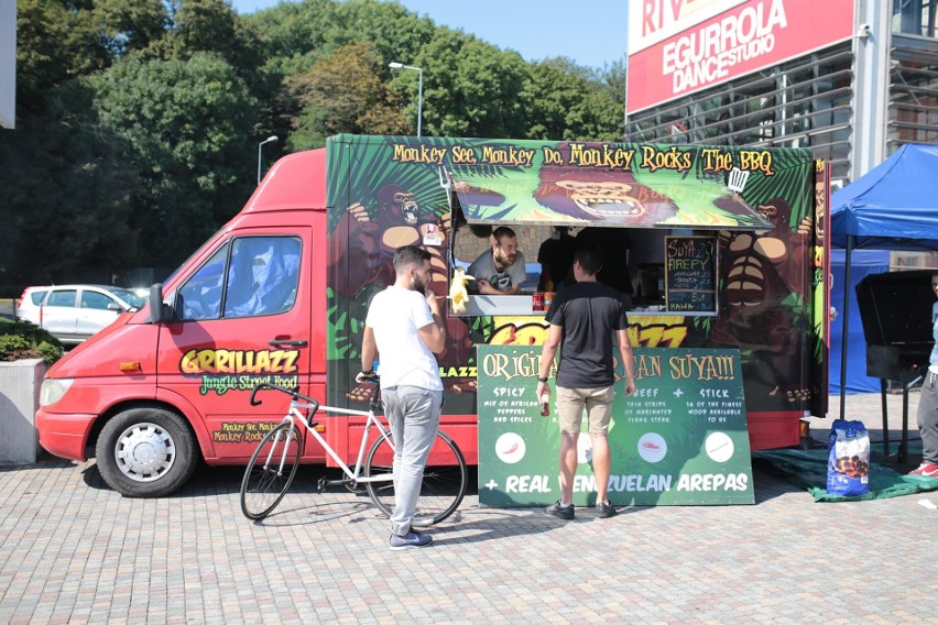 Street Food Polska Festival czyli zlot foodtrucków w Krakowie [ZDJĘCIA]