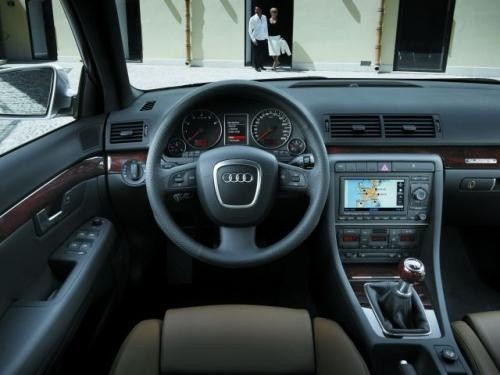 Fot. Audi: Szlachetna jakość wykończenia wnętrza i solidny...